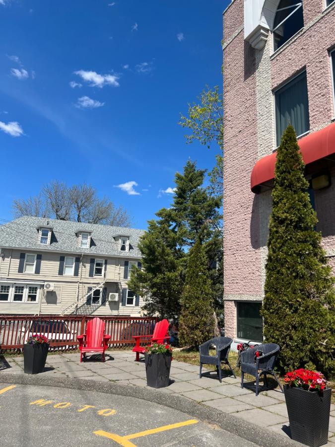 Auberge Du Grand Lac Magog ภายนอก รูปภาพ